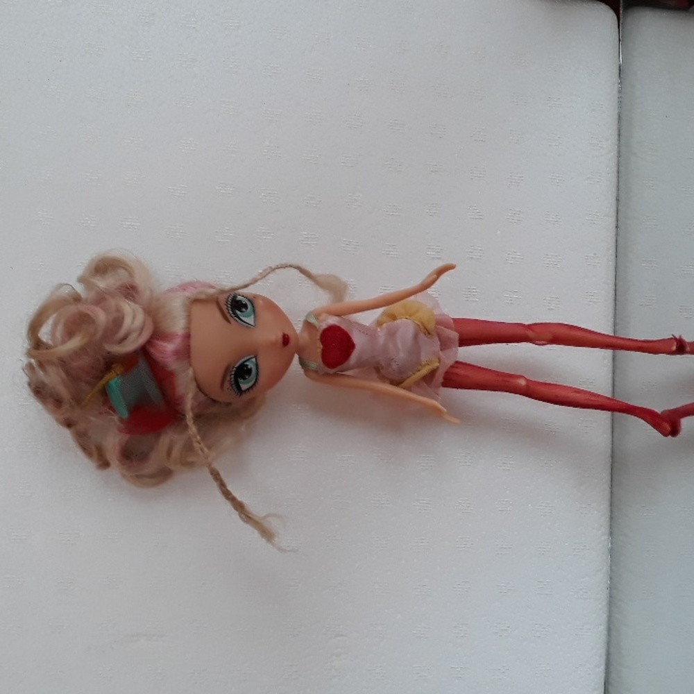 La Dee Da "Runway Vacay Cyanne" Doll w All Shown Accessories Used Condition